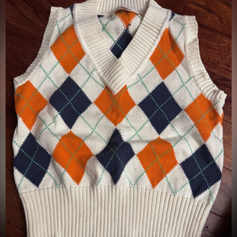 Tommy Hilfiger Cream Argyle Knit Vest with Navy & Orange Diamonds